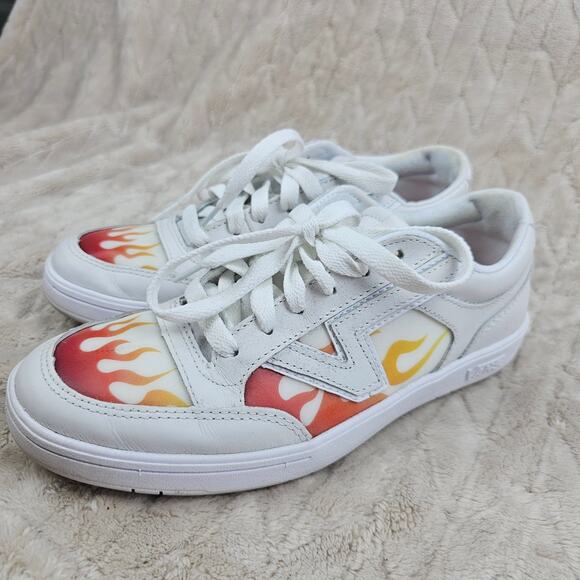 Vans Lowland CC Mens 7 Lenticular Flames White Skate Y2K Comfycush Streetwear - Picture 1 of 6